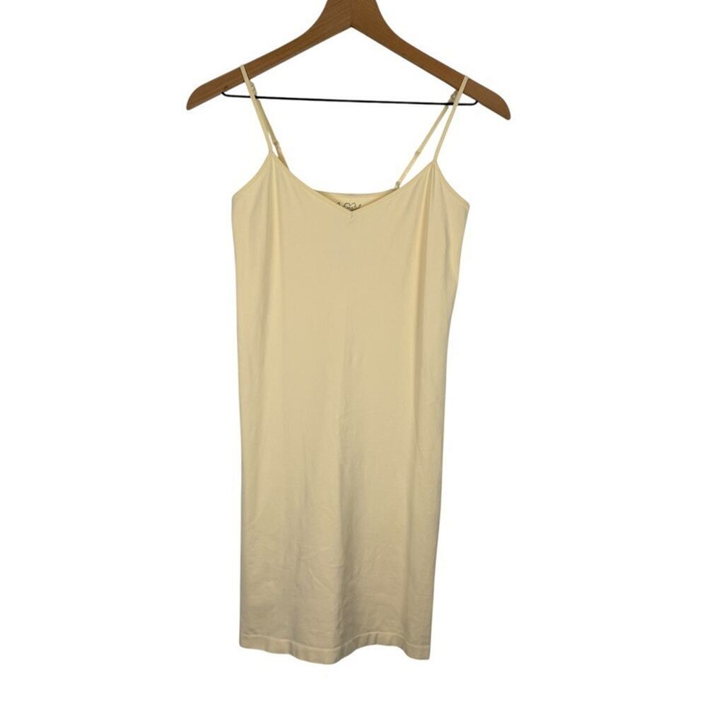 Intimately FREE PEOPLE NWT Camisole Slip M/L Ivory Cream Seamless Mid‎ Thigh